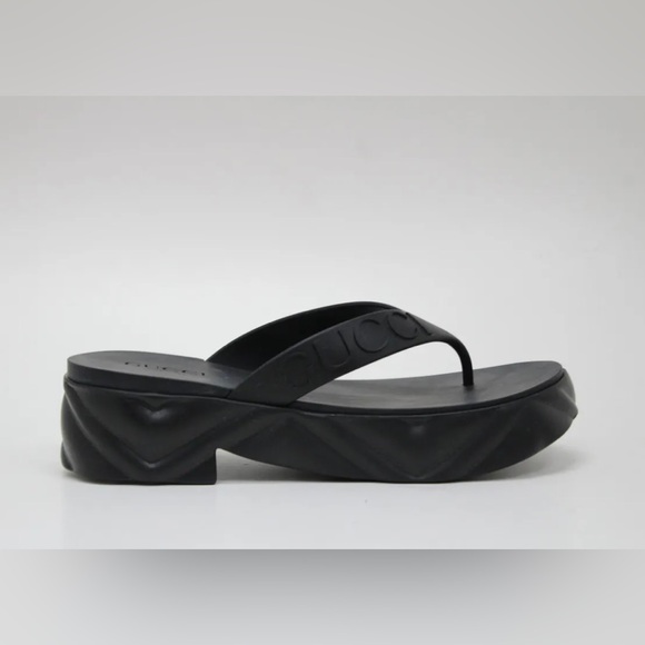 Gucci Women's Platform Thong Sandals. Size 40. - Picture 7 of 9